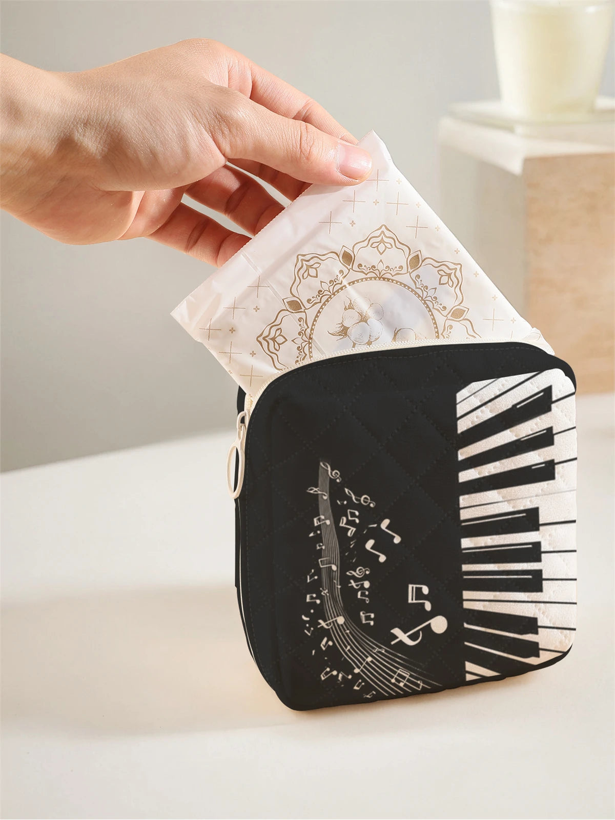 Piano Pattern Small Storage Bag