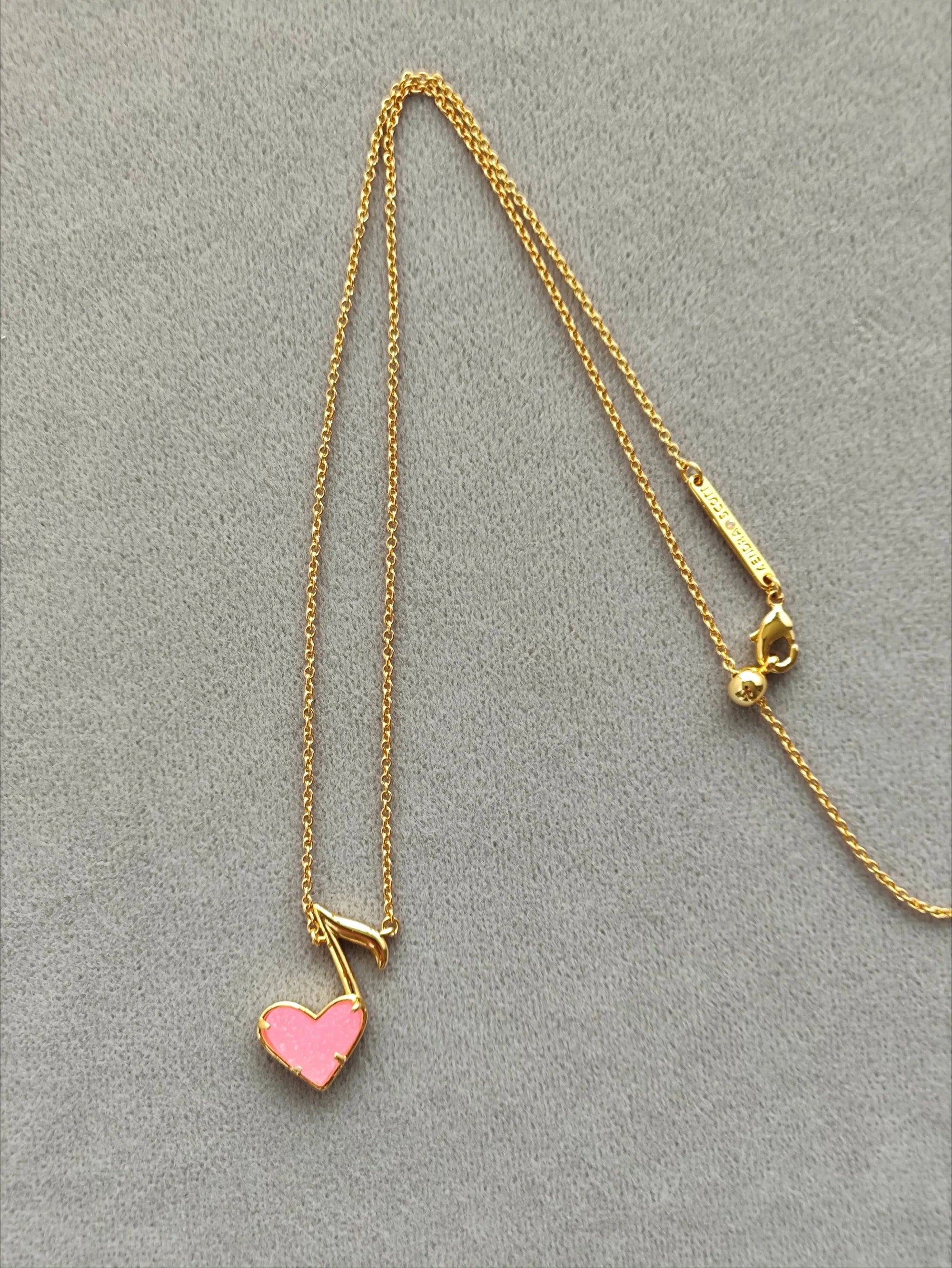 Pink Heart Music Short Necklace