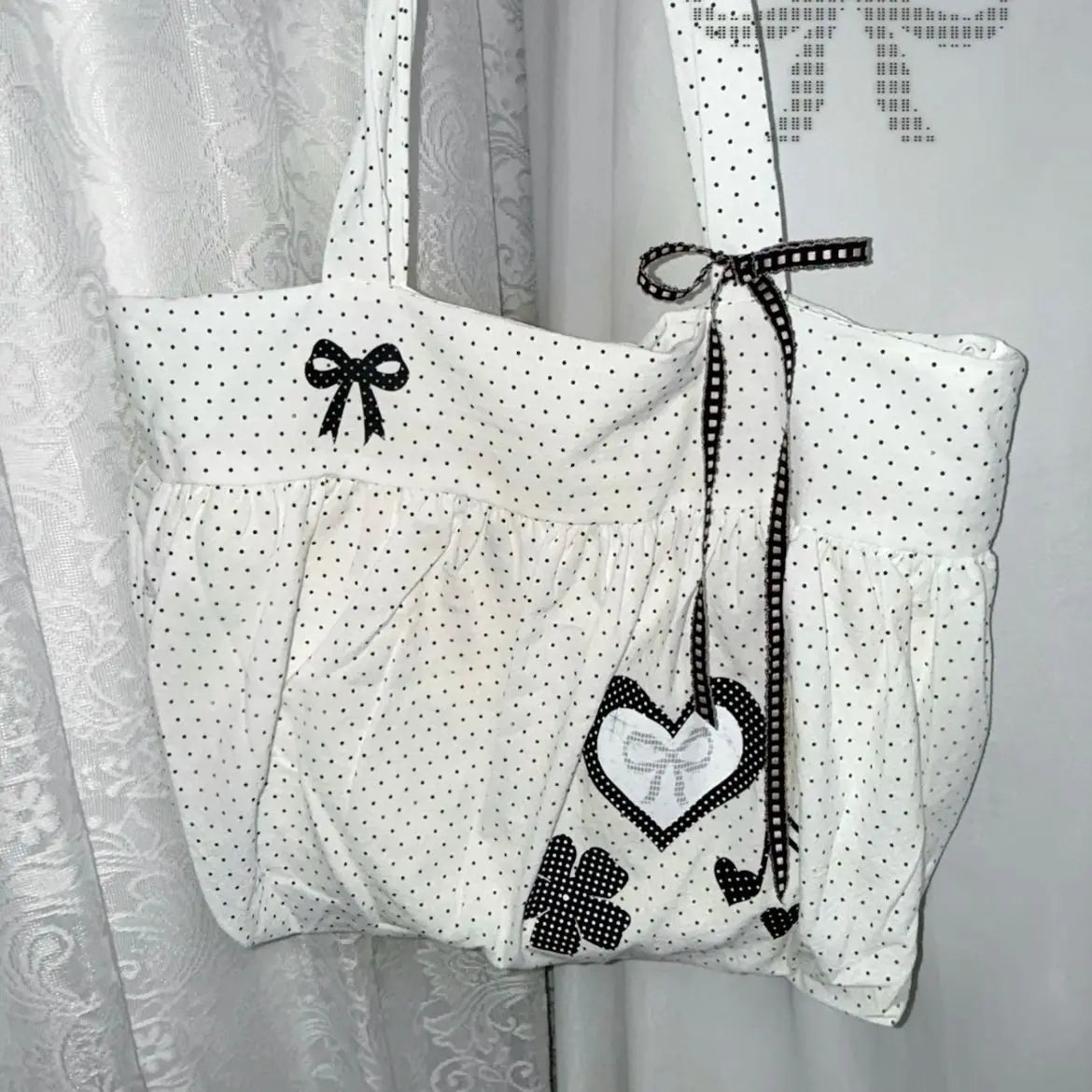 Dot Pattern Music White Tote Bag