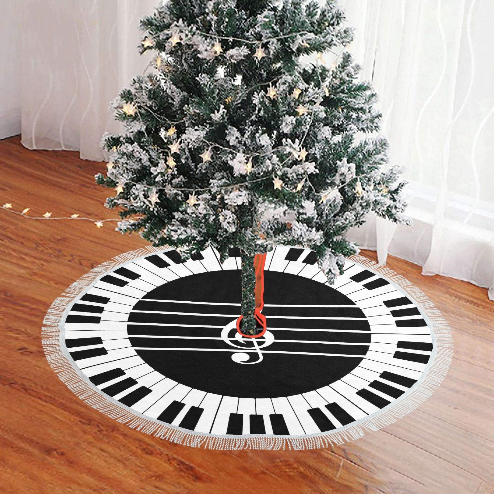 Piano Treble Clef Christmas Tree Skirt
