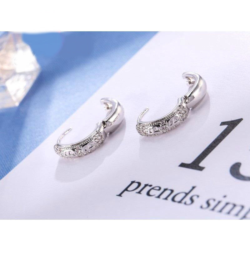 Free - Crystal Music Note Earrings - Artistic Pod Review