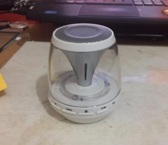 Subwoofer Plug-in Card Bluetooth Colorful Light Speaker - Artistic Pod