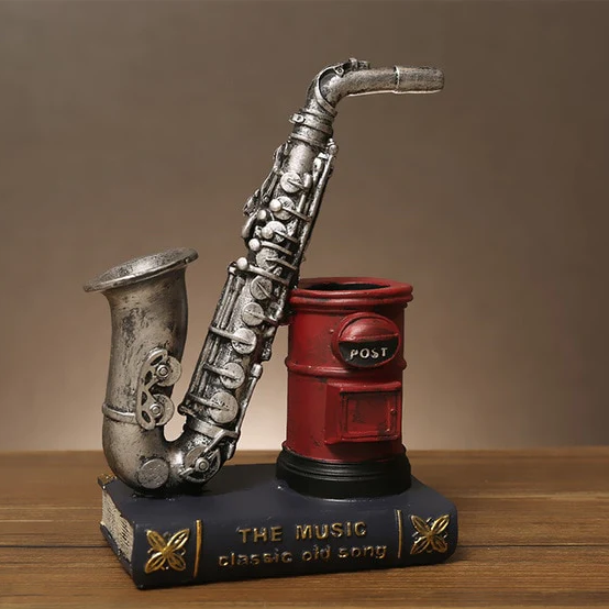 Retro Saxophone Violin Pen Holder