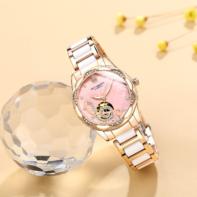 New Treble Clef Design Wristwatch