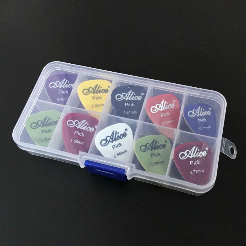 FREE - Alice 40 guitar picks + 1 box case