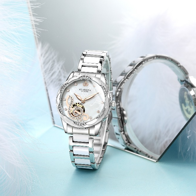 New Treble Clef Design Wristwatch