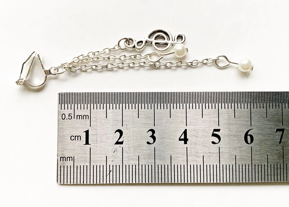 Free - Pearls Music Layered Earrings