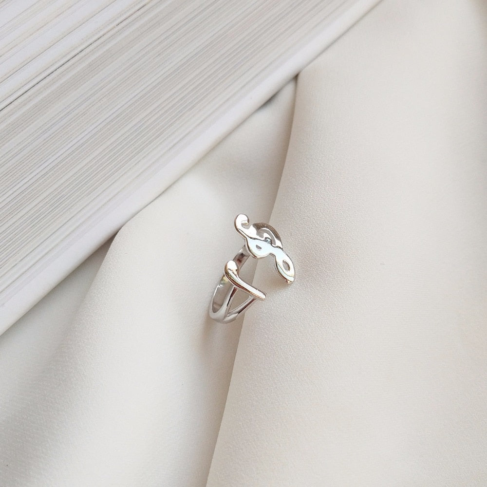Re-sizable Music Notes Ring