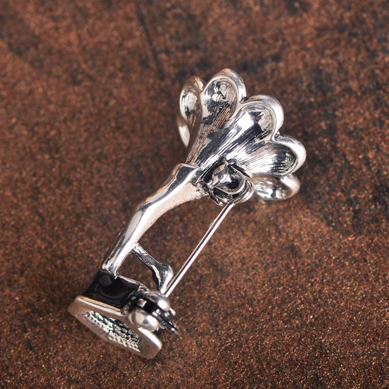 Music Gramophone Brooch