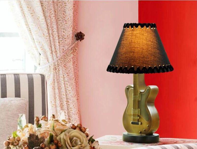 Novelty Guitar Lamp - Artistic Pod