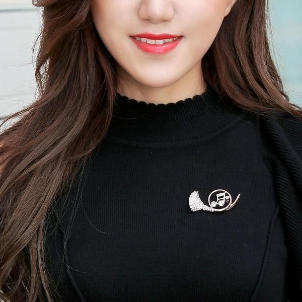 Rhinestone French Horn Brooch Pin