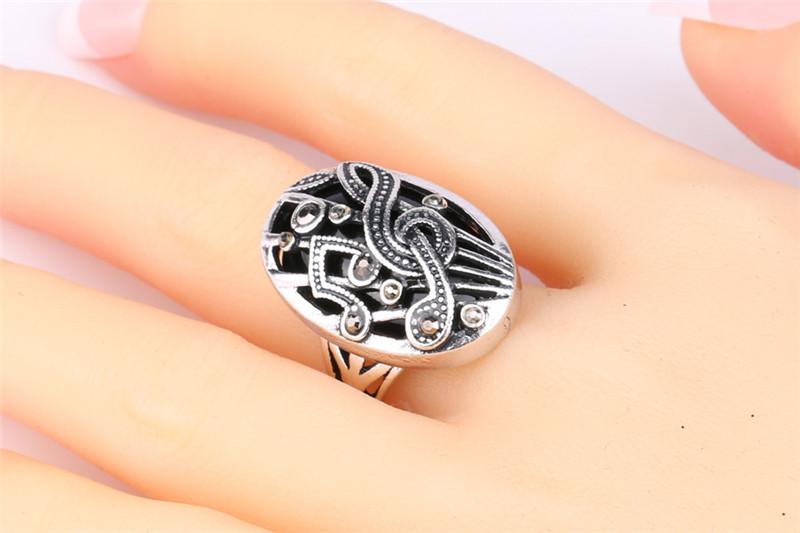 Music Silver Bohemia Oval Big Blue Stone Ring - Artistic Pod