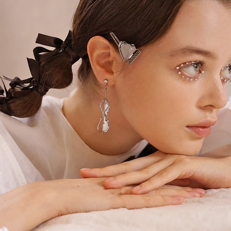 Asymmetric Cello Hollow Dangle Earrings