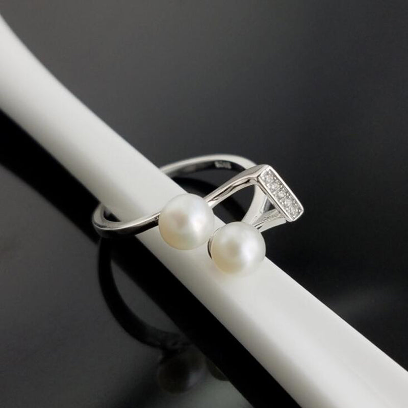 Music Note Pearl Ring