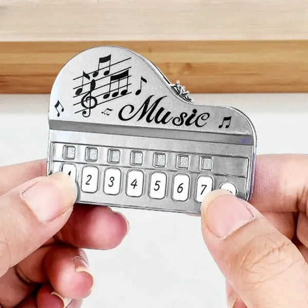 Mini Electronic Piano Keychain Toy - Artistic Pod