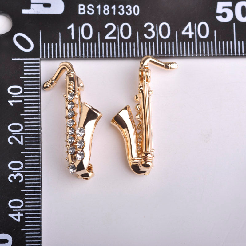 Crystal Saxophone Pin - Artistic Pod Review