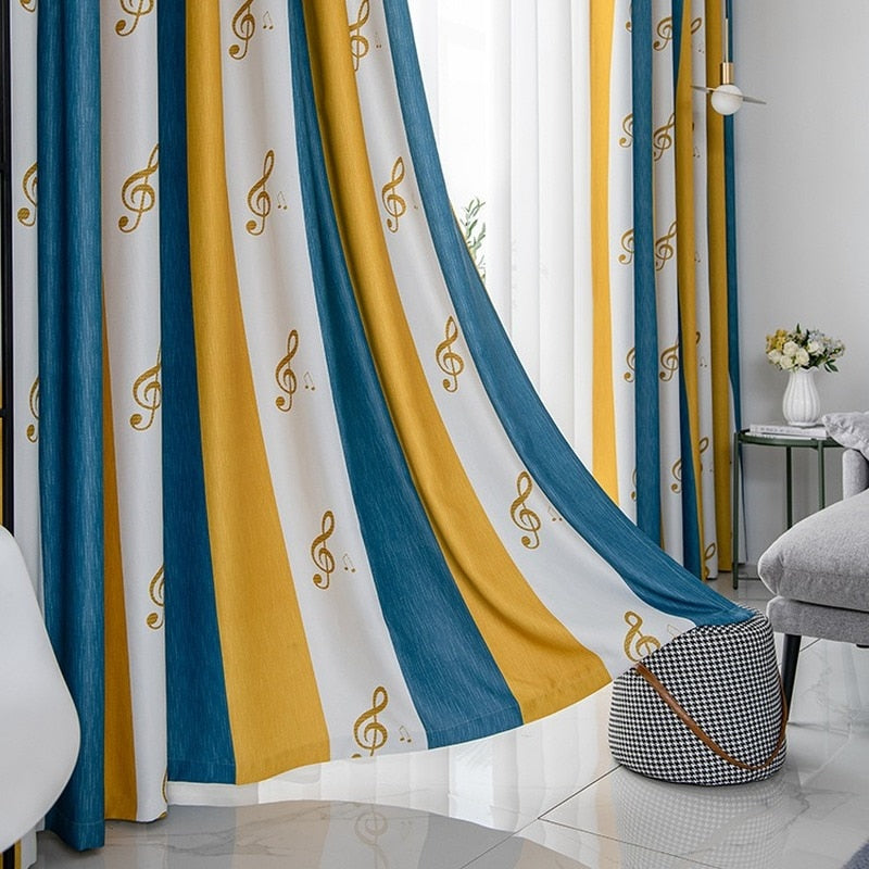 Treble Clef Print Curtain