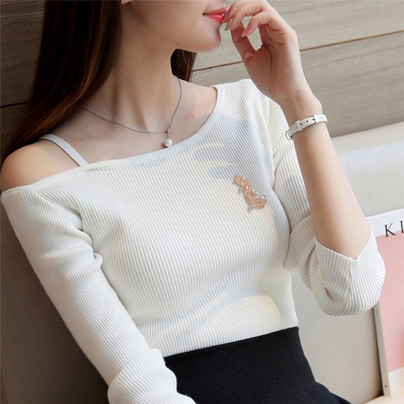 Elegant Crystal Music Note Brooch