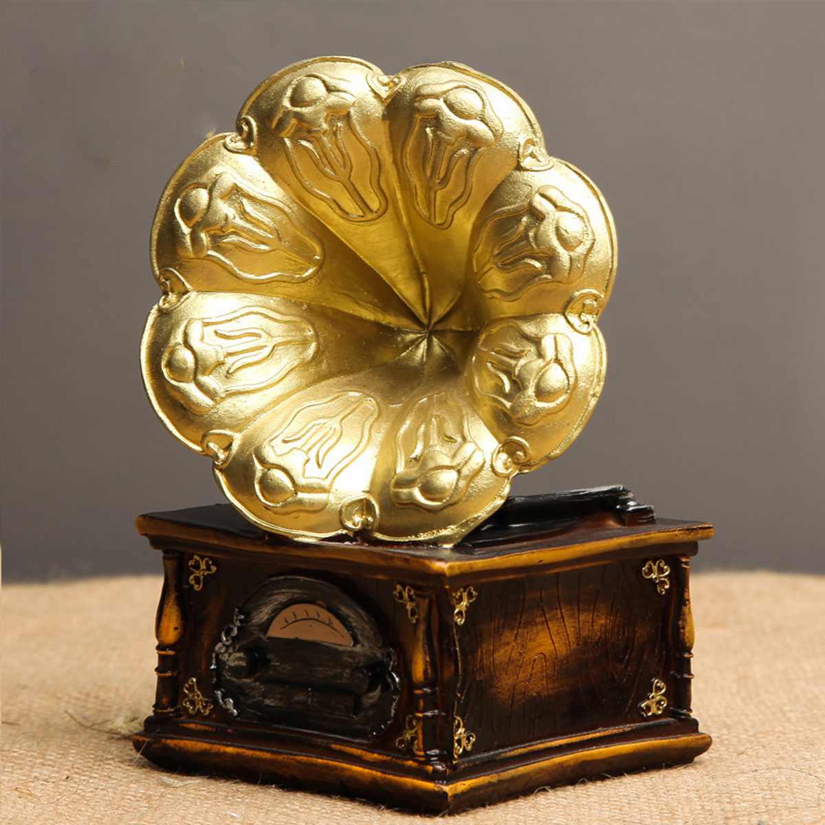 Retro Gramophone Music Box Ornament