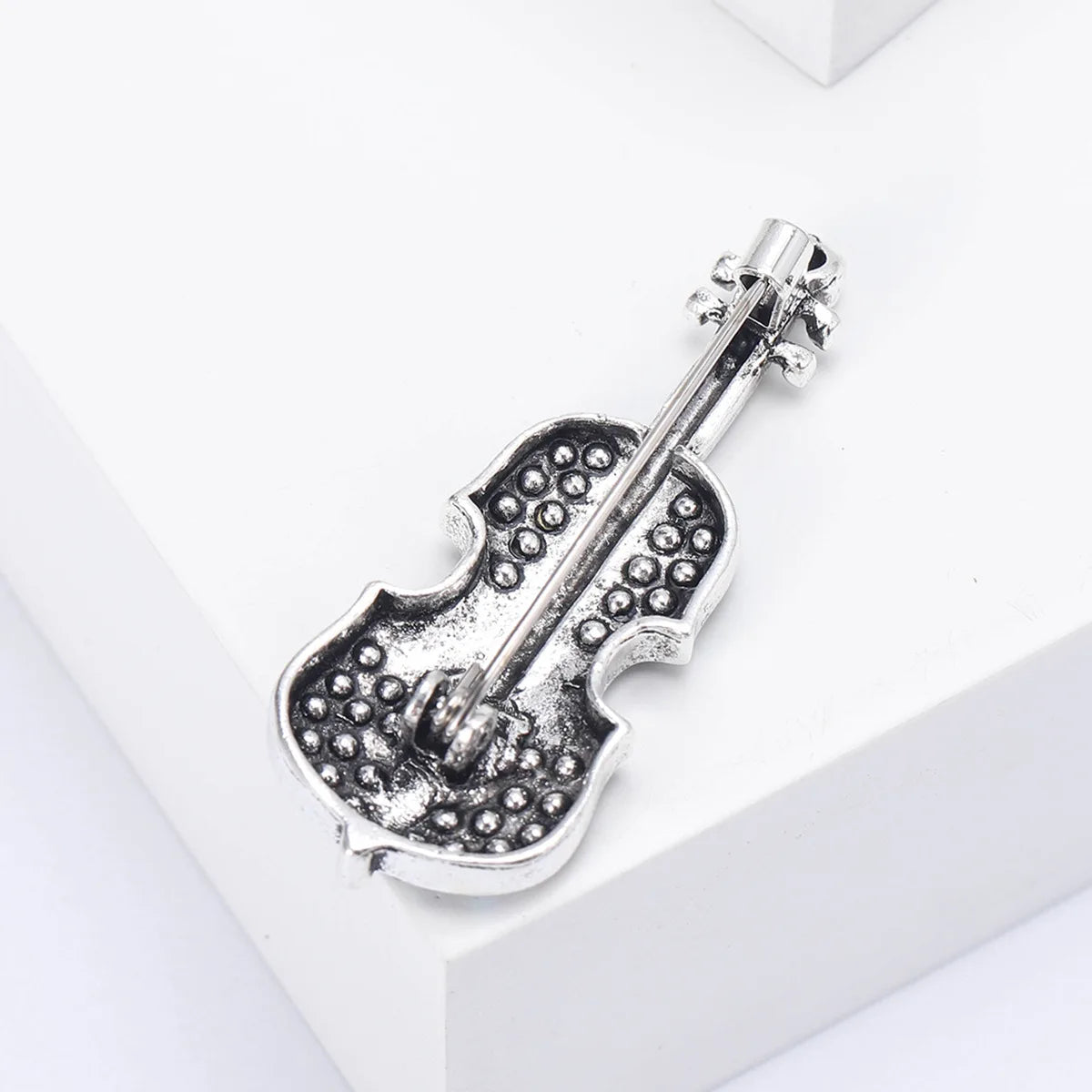 Shiny Violin Brooch Pin