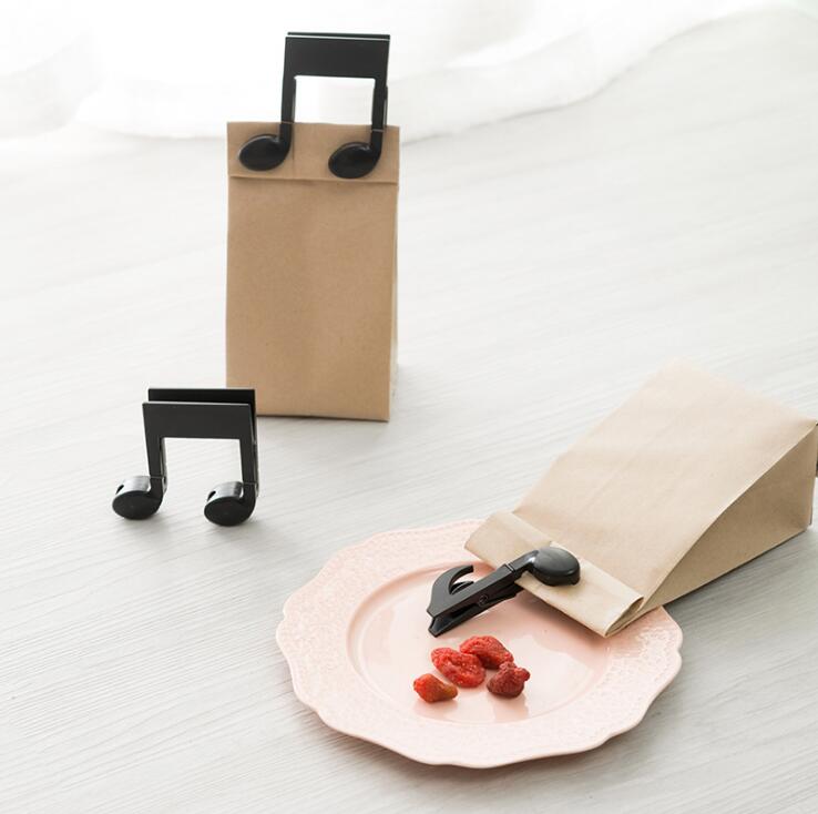 Music Note Clip - Artistic Pod