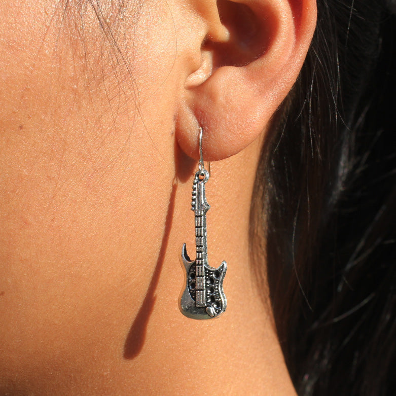 Free - Guitar Earrings & Necklace - Artistic Pod Review