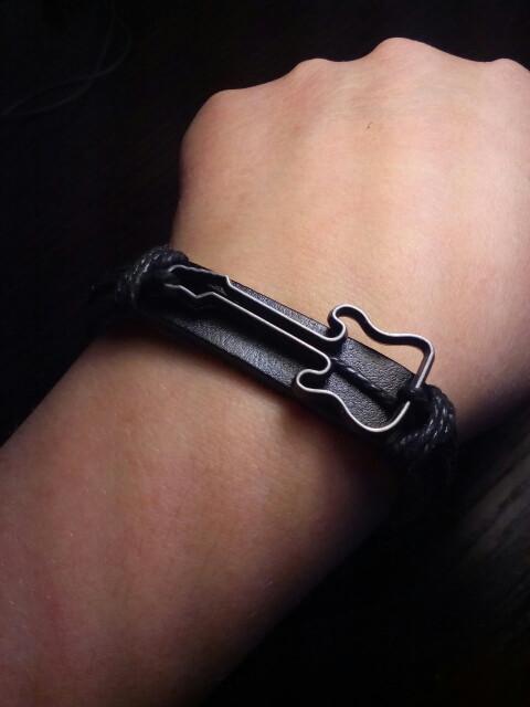 Antique Leather Hollow Guitar Bracelet - Artistic Pod