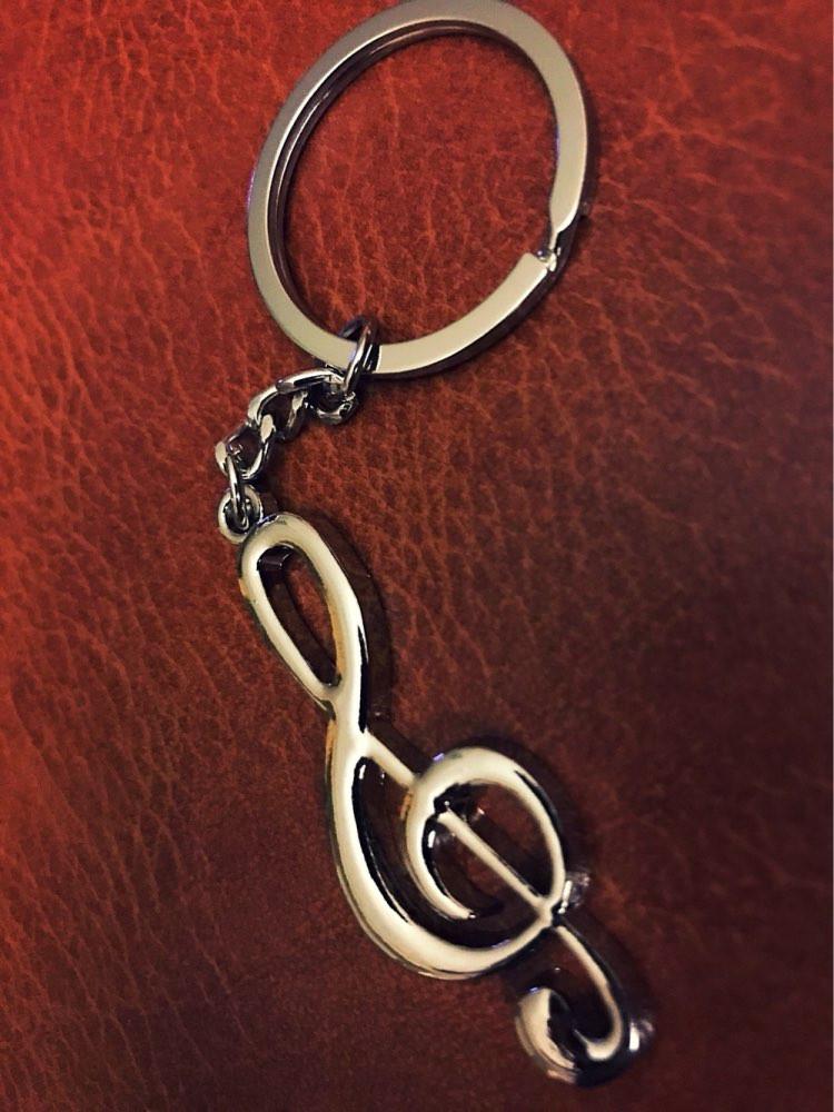 FREE - New key chain ring silver plated musical note - Artistic Pod