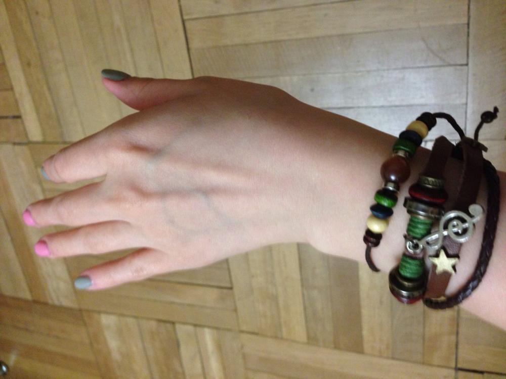 Adjustable Leather Treble Clef Bracelet - { shop_name }} - Review