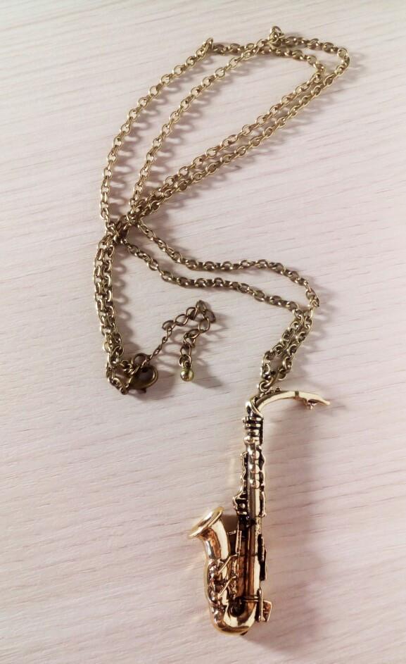 Saxophone Pendant Necklace - Artistic Pod