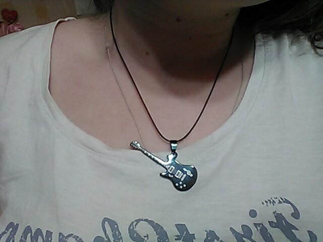 FREE - Fashion Guitar Pendant Stainless Steel - Artistic Pod