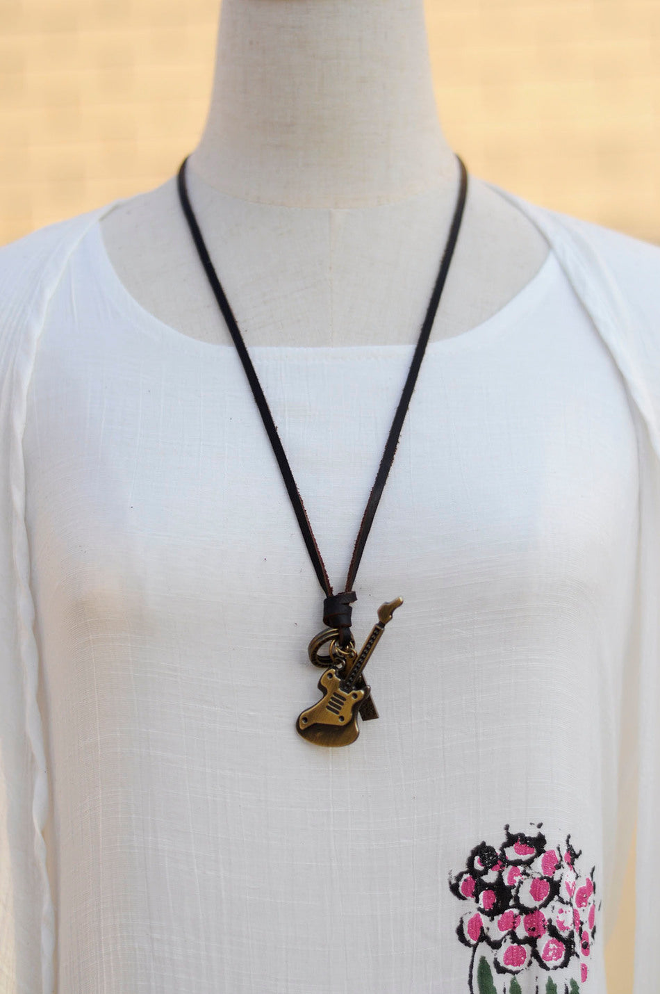 Free - Vintage Guitar Necklace