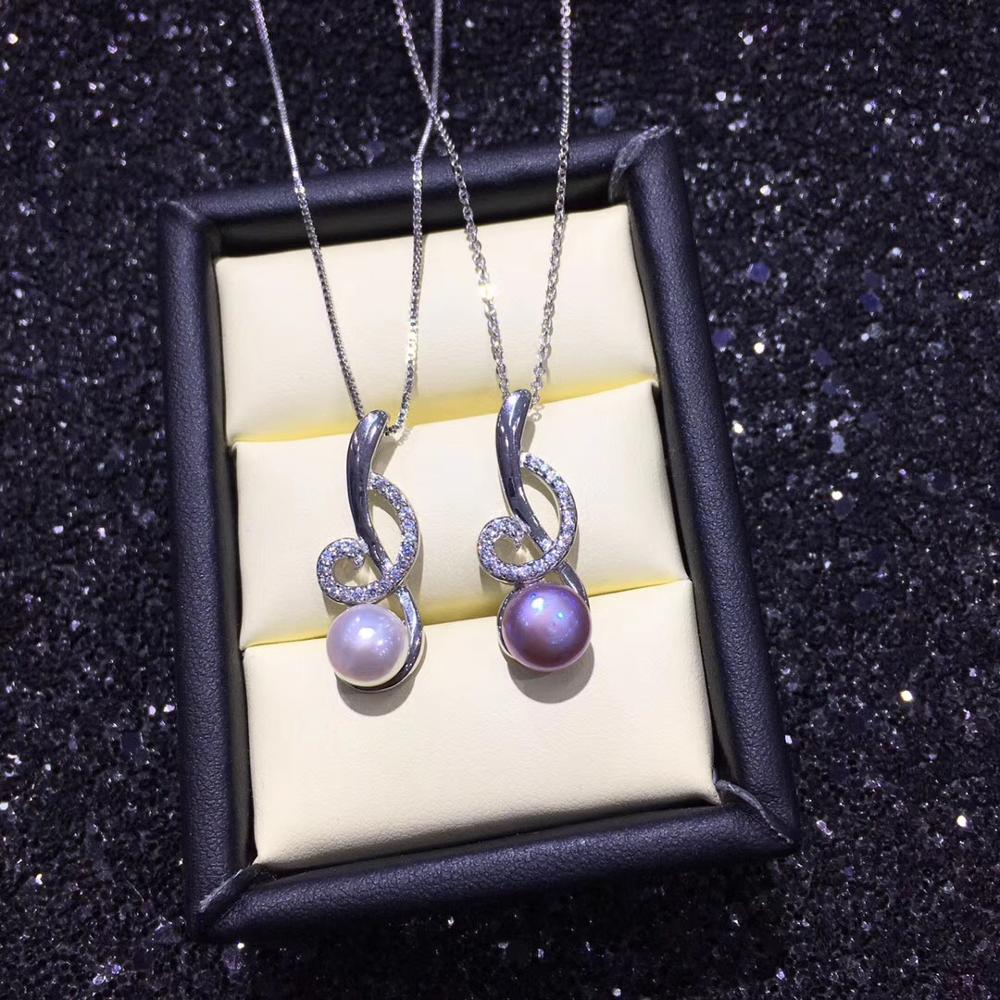 Big Pearl Music Notes Necklace