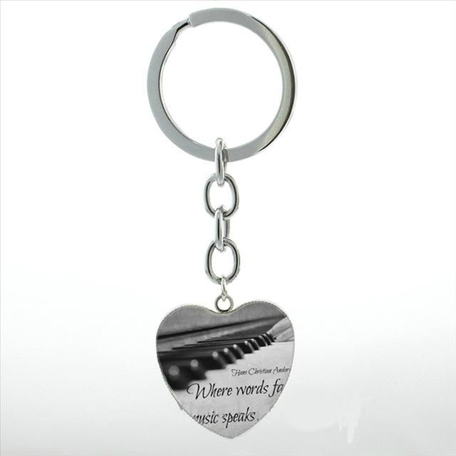 Free - Piano Heart Keychain - Artistic Pod Review