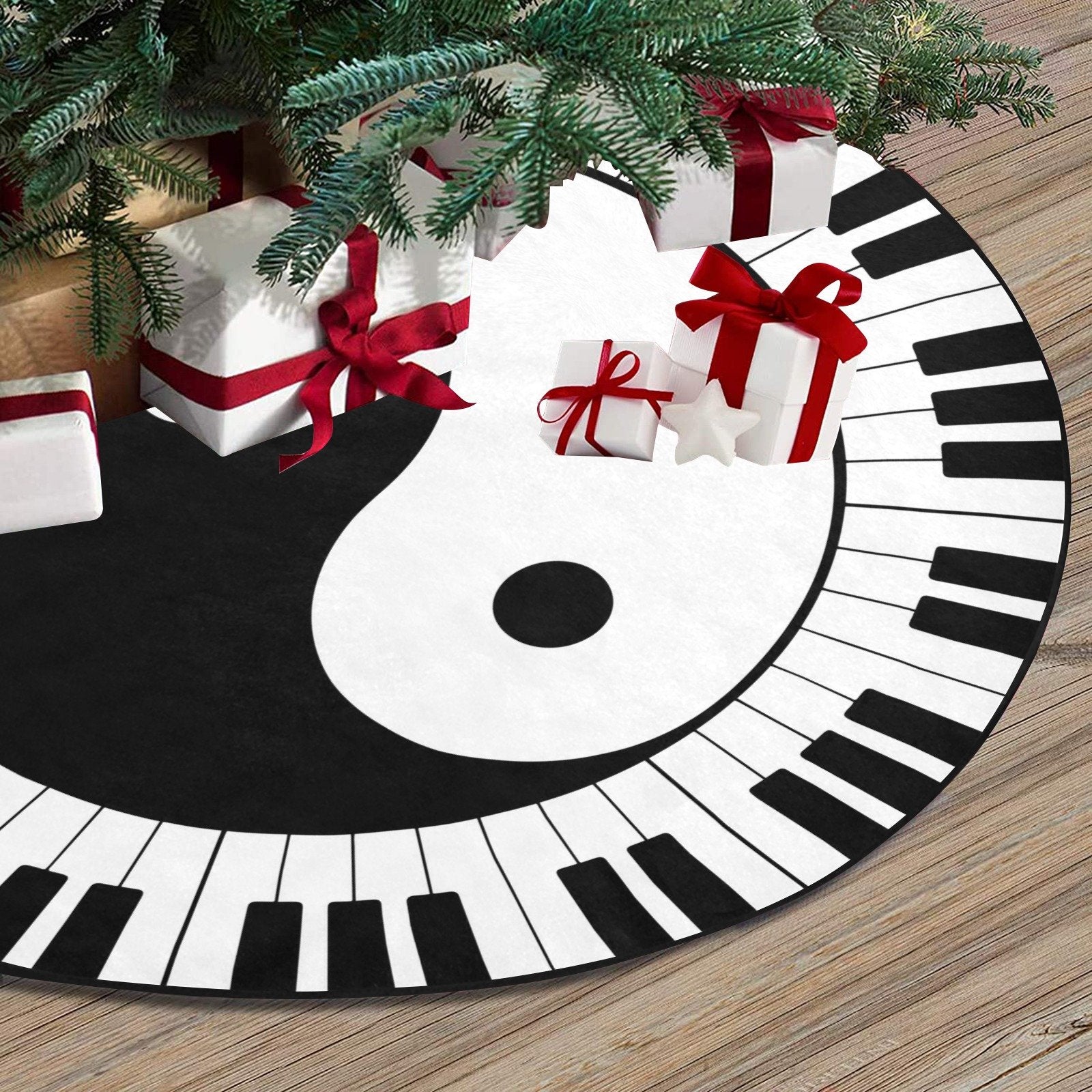 Piano Keys Yin Yang Christmas Tree Skirt
