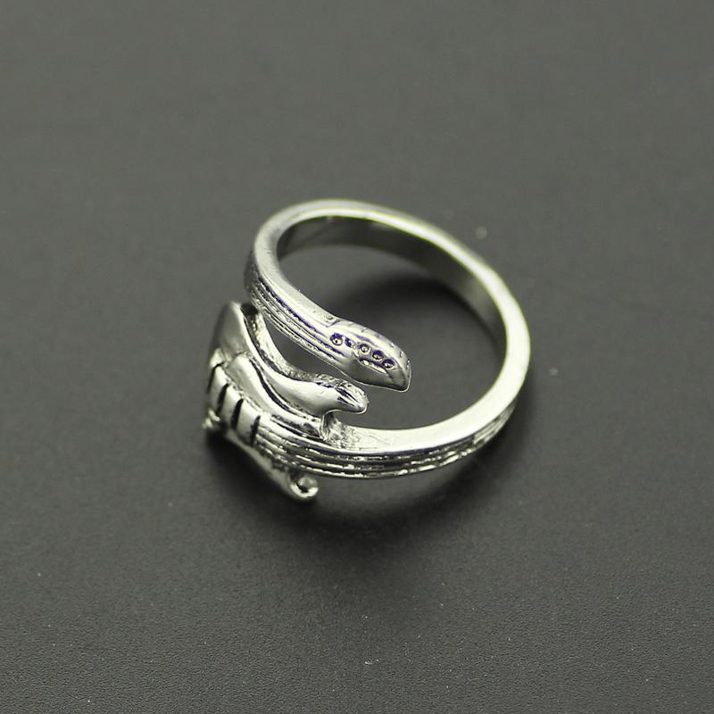 Rock Guitar Ring