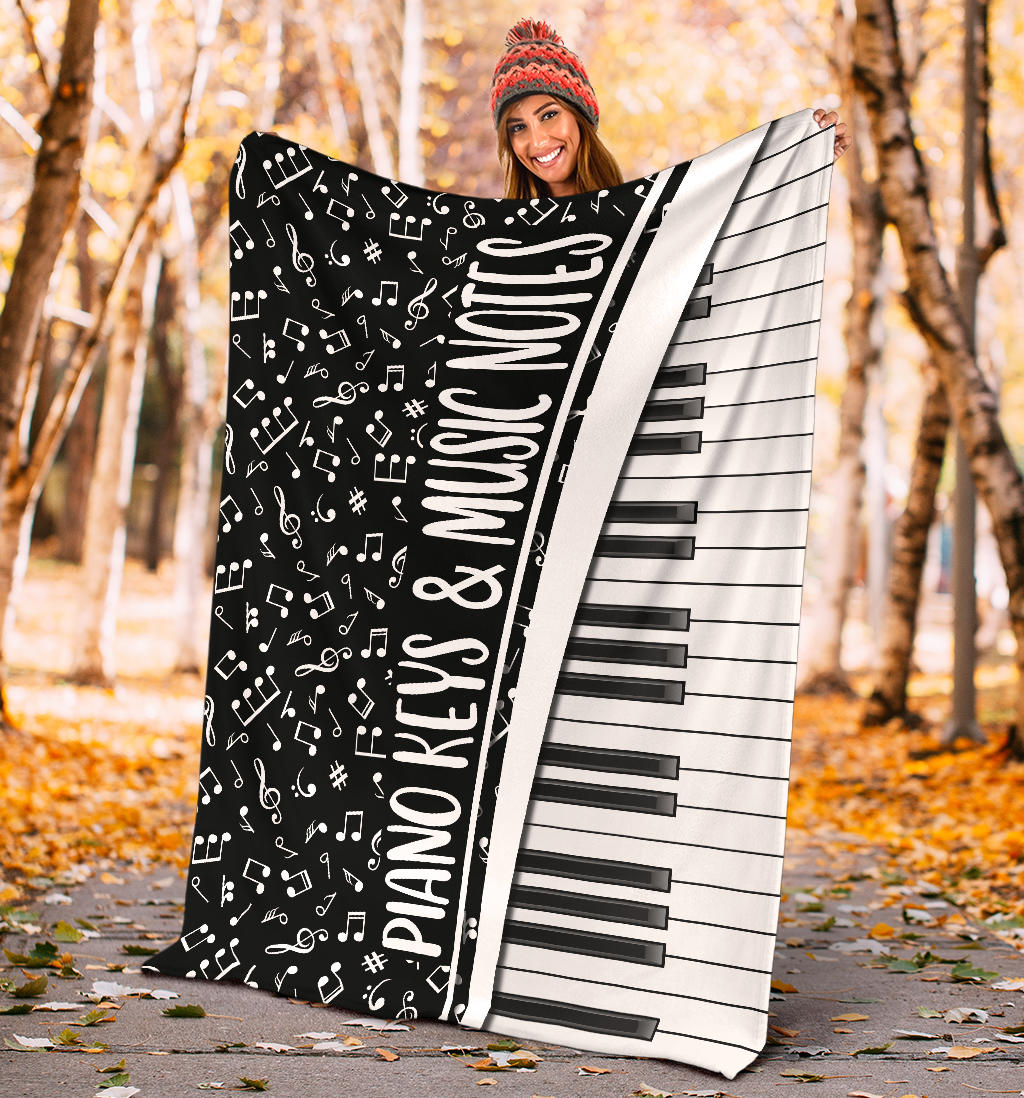 Piano Keys & Music Notes Black Blanket