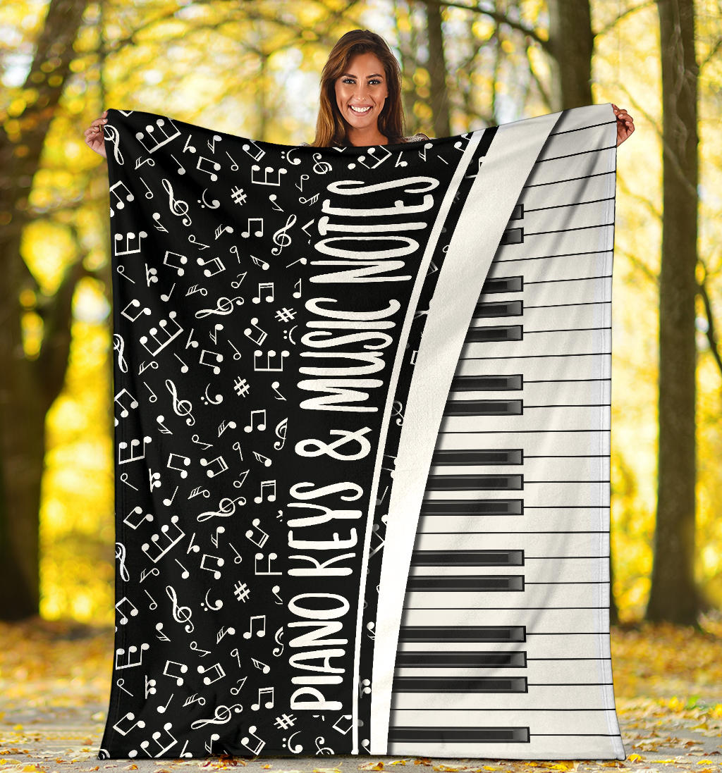 Piano Keys & Music Notes Black Blanket