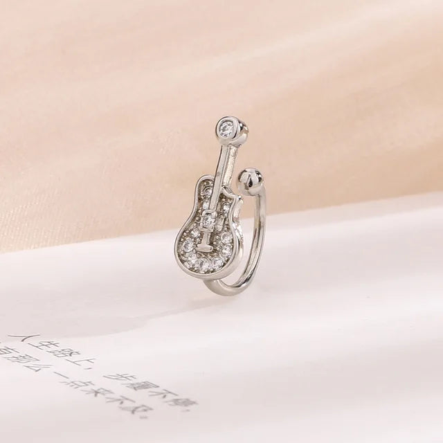 1pc Music Treble Clef / Guitar Clip Earring