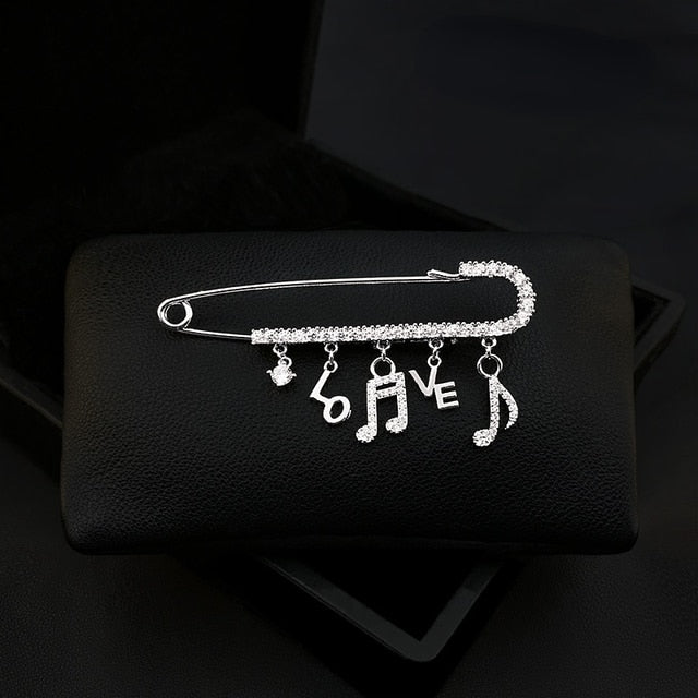 Music Note Zirconia Pin