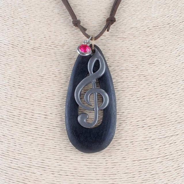 Vintage Wooden Musical Note Necklace
