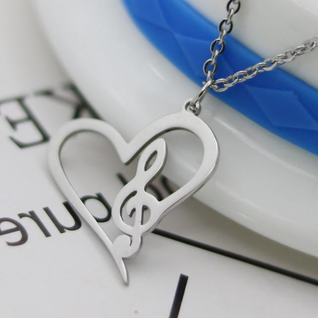 Music Note Heart Pendant Necklace