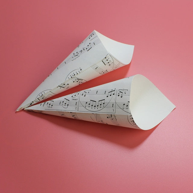 50pcs Music Print Paper Cone Holder