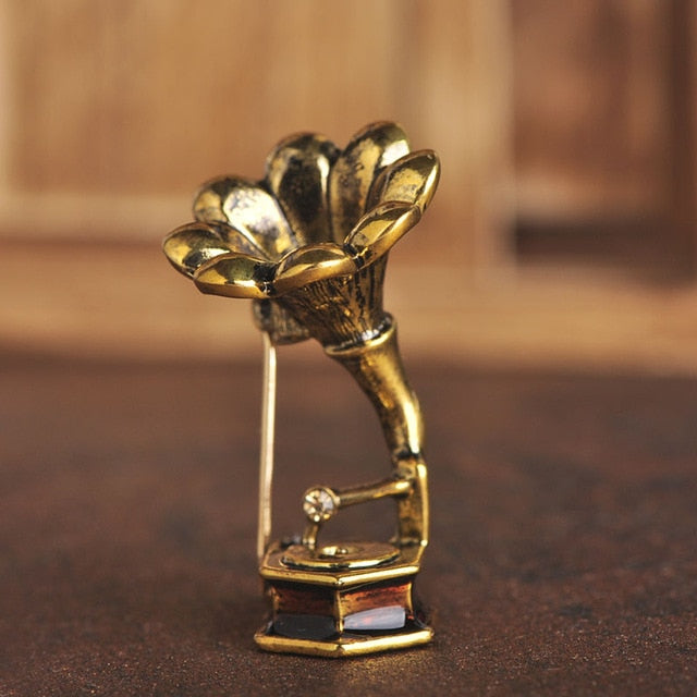 Music Gramophone Brooch