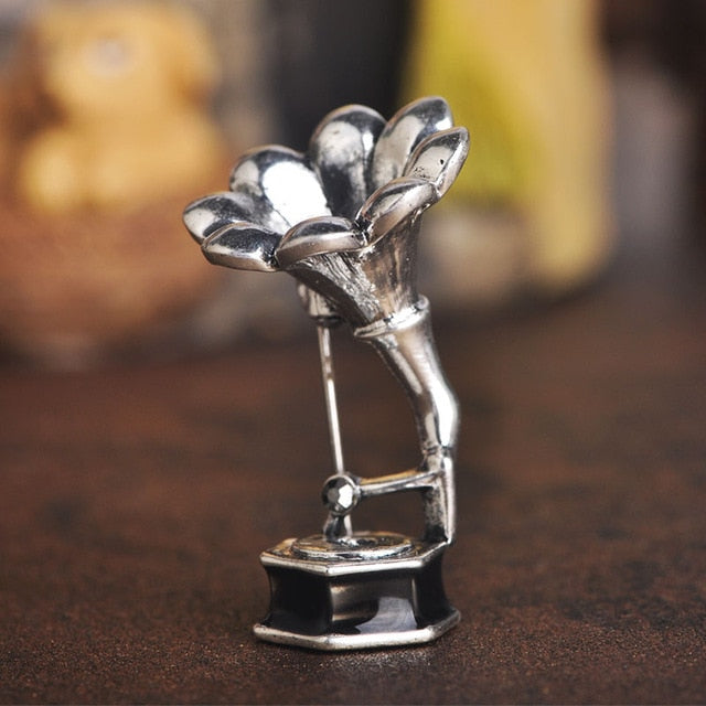 Music Gramophone Brooch